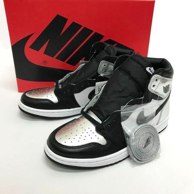 NIKE(ナイキ)の新品 24.5cm NIKE AIR JORDAN 1 SILVER TOE レディースの靴/シューズ(スニーカー)の商品写真