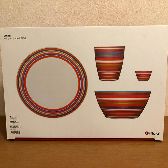 iittala(イッタラ)のiittala オリゴ　【限定色】レッド8点セット インテリア/住まい/日用品のキッチン/食器(食器)の商品写真