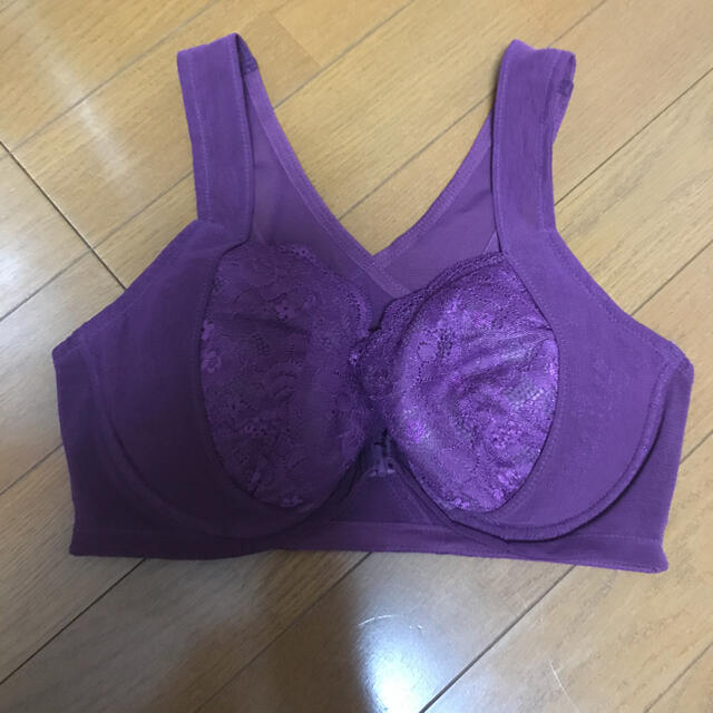 RyuRyu(リュリュ)のお値下げ‼️ Lingerie by GeeRA スキッと美姿勢ブラ　E75  レディースの下着/アンダーウェア(ブラ)の商品写真