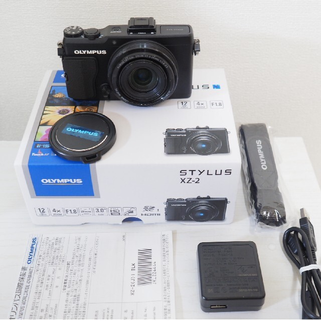 OLYMPUS(オリンパス)のOLYMPUS オリンパス XZ-2 スマホ/家電/カメラのカメラ(コンパクトデジタルカメラ)の商品写真