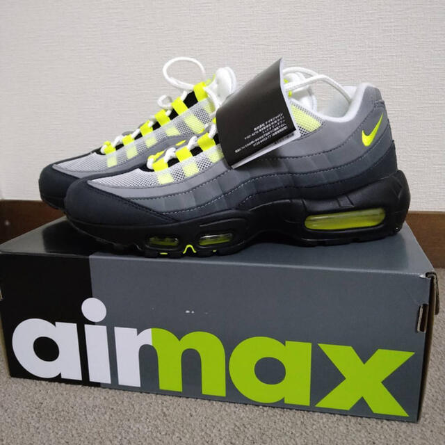 NIKE(ナイキ)の【最終値下】NIKE AIR MAX 95 OG  イエローグラデ メンズの靴/シューズ(スニーカー)の商品写真