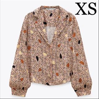 ザラ(ZARA)の【新品未使用】ZARA プリント柄ブラウス XS(シャツ/ブラウス(半袖/袖なし))