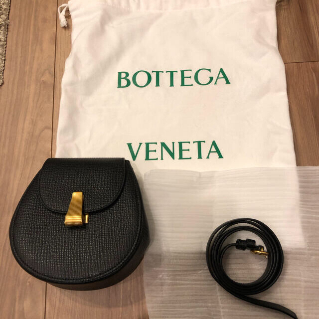 18cm奥行きBOTTEGA VENETA パルメラート ベルトバッグ