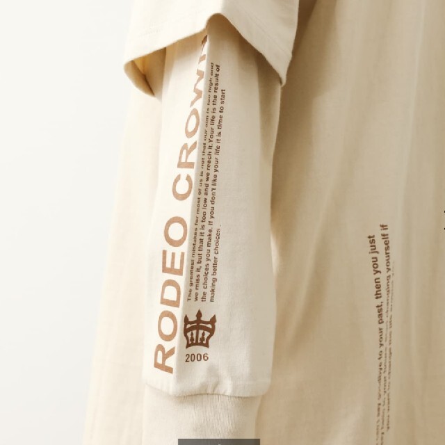RODEO CROWNS WIDE BOWL(ロデオクラウンズワイドボウル)のWEB限定ベージュ レディースのトップス(Tシャツ(長袖/七分))の商品写真