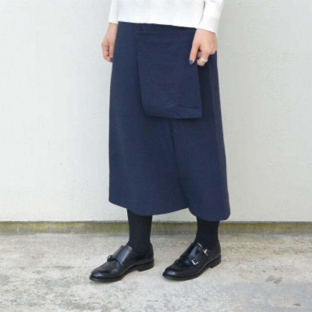 1LDK SELECT(ワンエルディーケーセレクト)のstudio nicholson スカート レディースのスカート(ロングスカート)の商品写真