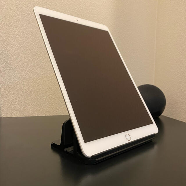 【極美品/箱・付属品完備】iPad Air3 64GB シルバー 1