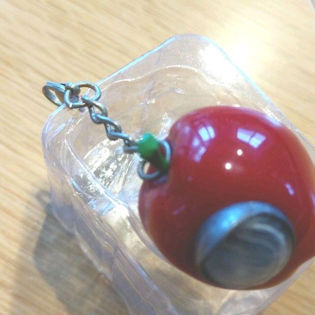 メディコムトイ　GILAPPLE undercover