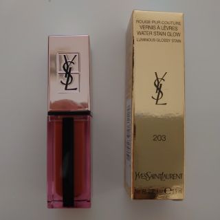 イヴサンローランボーテ(Yves Saint Laurent Beaute)のルージュピュールクチュール　ヴェルニ　ウォーターグロウ　203(口紅)