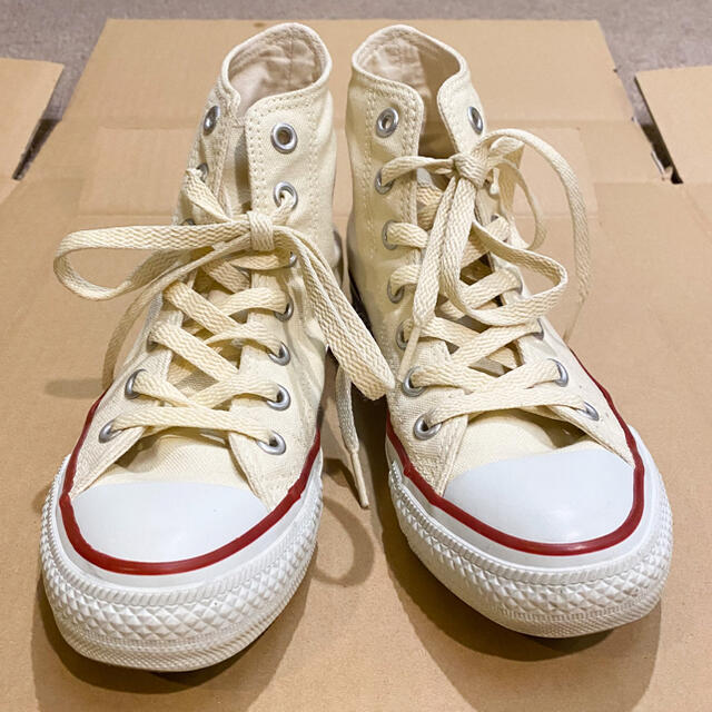 CONVERSE(コンバース)のコンバース CANVAS ALL STAR HI ホワイト 23.5cm レディースの靴/シューズ(スニーカー)の商品写真