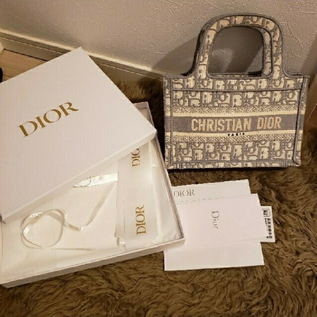 おトク】 Dior - Dior ブックトートミニ ハンドバッグ - www.zla.org.zm おトク】 Dior - Dior ブックトートミニ ハンドバッグ - www.zla.org.zm
