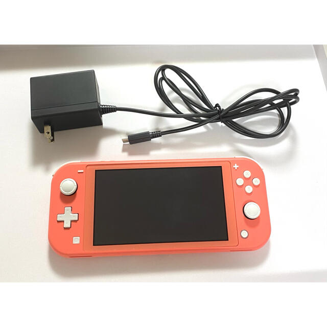 Nintendo Switch LITE コーラル