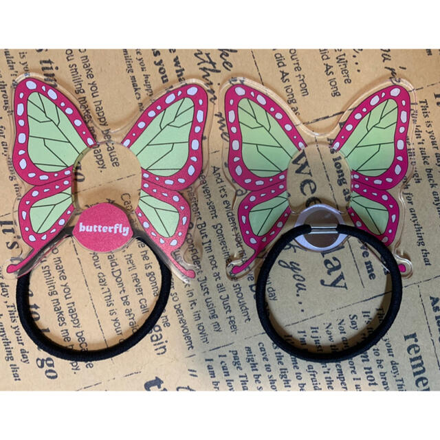 2個セット　蝶々　鬼滅　ヘアゴム　新品　両面印刷 ハンドメイドのアクセサリー(ヘアアクセサリー)の商品写真