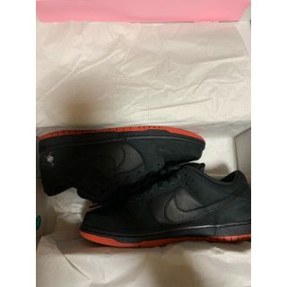 ナイキ(NIKE)のNIKE SB DUNK LOW TRD QS "BLACK PIGEON" (スニーカー)