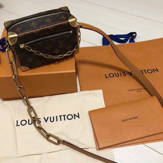 LOUIS VUITTON(ルイヴィトン)のLouis Vuitton ミニ ソフトトランク モノグラム メンズのバッグ(ショルダーバッグ)の商品写真