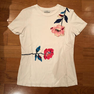 マックスアンドコー(Max & Co.)のmax&co マックスアンドコー　Ｔシャツ　刺繍　花柄🌸(Tシャツ(半袖/袖なし))