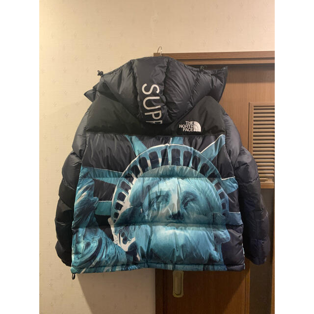 Supreme(シュプリーム)のSupreme the northface バルトロ　女神 メンズのジャケット/アウター(ダウンジャケット)の商品写真