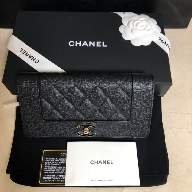 クーポン限定価格です！シャネル　CHANEL マドモアゼル財布