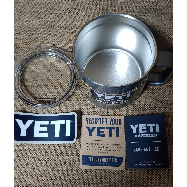 Yeti ランブラー 14oz マグカップ 414ml  グラファイト 正規品 スポーツ/アウトドアのアウトドア(食器)の商品写真