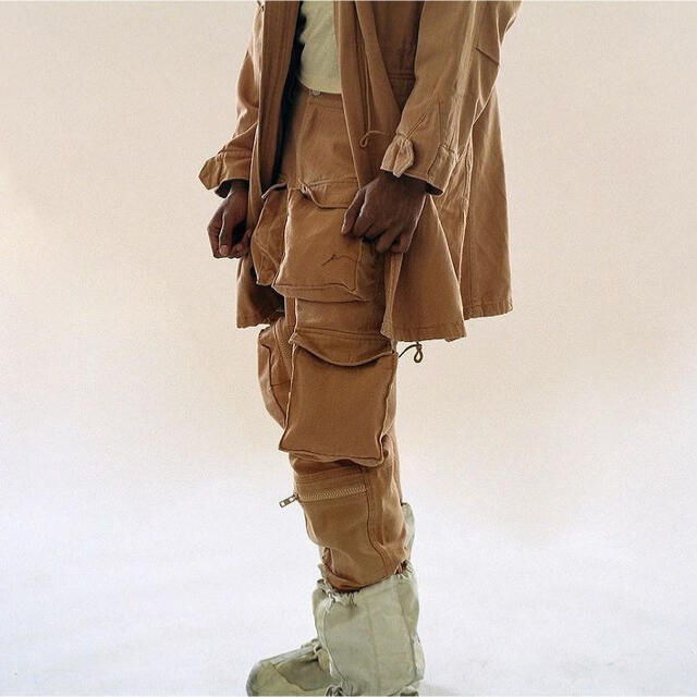 FEAR OF GOD(フィアオブゴッド)のPRIX WORKSHOP Utility Cargo Pants yeezy メンズのパンツ(ワークパンツ/カーゴパンツ)の商品写真