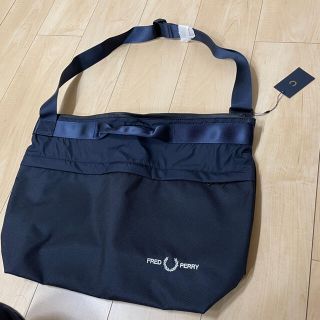 フレッドペリー(FRED PERRY)のFRED PERRY フレッドペリー TEXTURED SHOULDER BAG(ショルダーバッグ)