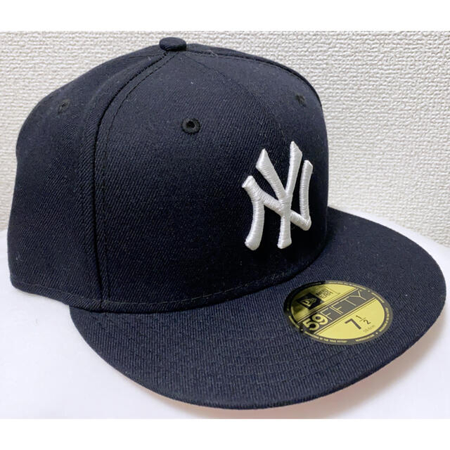 NEW ERA(ニューエラー)のNEW YORK YANKEES【PINK UNDER BRIM】 メンズの帽子(キャップ)の商品写真