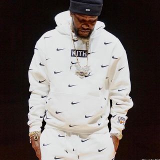 ナイキ(NIKE)の【送料込み★】NIKE × KITH NY KNICKS コラボパーカー XXL(パーカー)