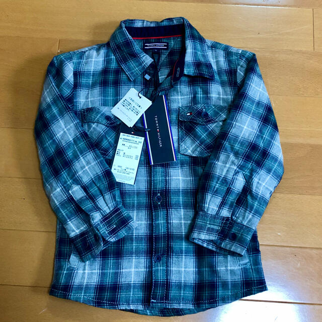 TOMMY HILFIGER(トミーヒルフィガー)のトミーヒルフィガー　チェックシャツ　92cm キッズ/ベビー/マタニティのキッズ服男の子用(90cm~)(ジャケット/上着)の商品写真