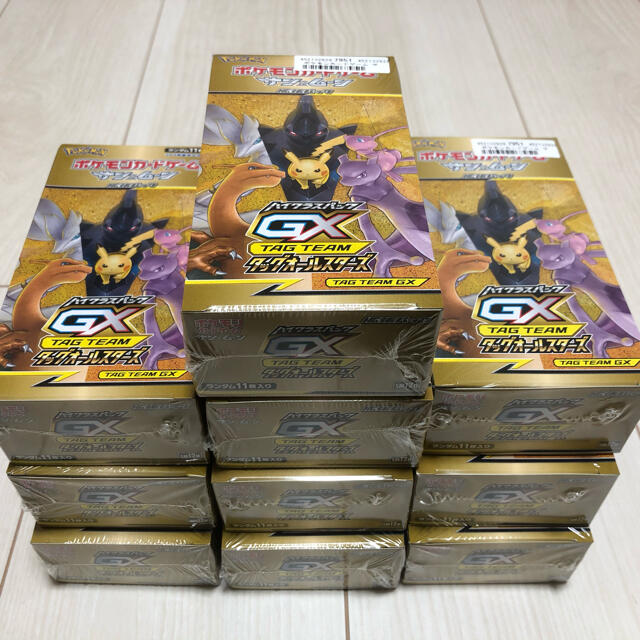 GX タッグオールスターズ＆ミュウ＆ミュウgx　10box シュリンク付き エンタメ/ホビーのトレーディングカード(Box/デッキ/パック)の商品写真