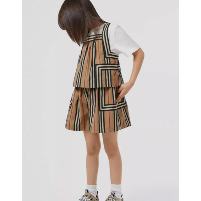 新品 バーバリー チルドレン-