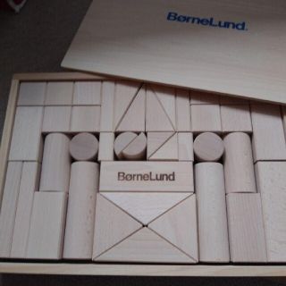 ボーネルンド(BorneLund)の新品　未使用　ボーネルンド　積み木　M(積み木/ブロック)