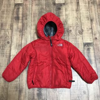 ザノースフェイス(THE NORTH FACE)のThe North Face Down JKT リバーシブル 赤 4T/4B(ジャケット/上着)