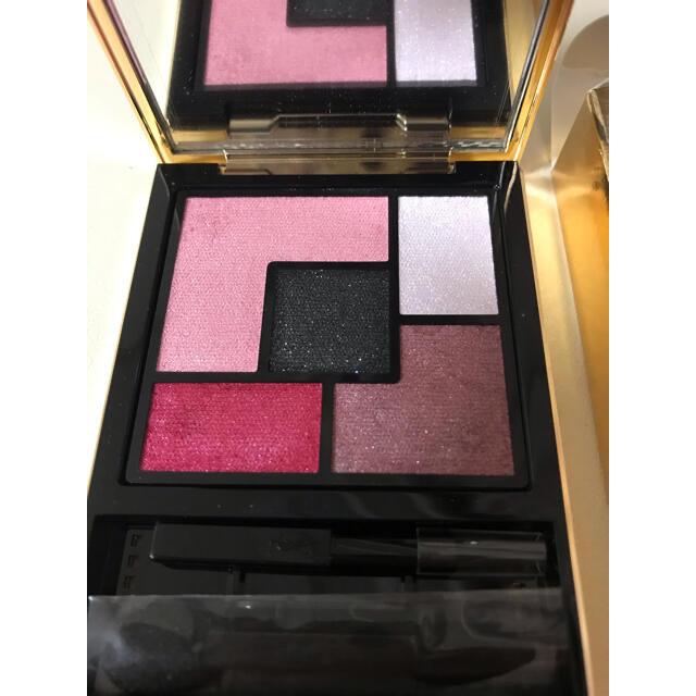 YSL イヴ・サンローラン ブラックオピウム　アイシャドウ 限定品