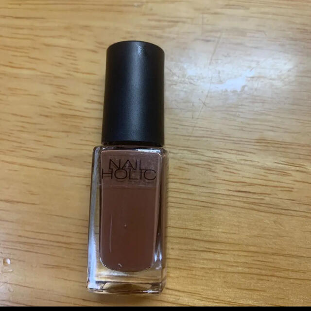 NAIL HOLIC(ネイルホリック)の【ネイルホリック ブラウン 308】 コスメ/美容のネイル(マニキュア)の商品写真