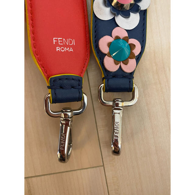 かなりお得!! FENDI フラワーストラップ かなりお得!! FENDI フラワーストラップ