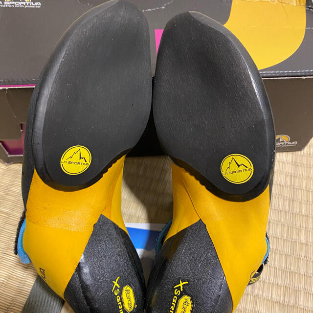 登山用品 la sportiva スクワマ 新品 EU39 クライミングシューズ 限定