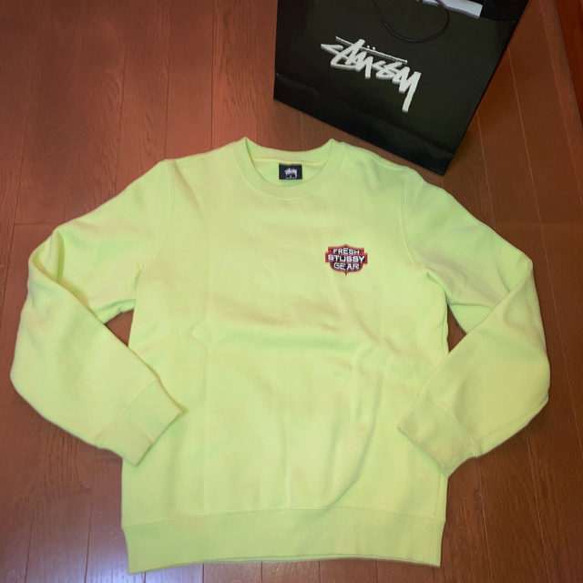 STUSSY(ステューシー)のSTUSSY スウェット✩.*˚バックプリント✩.*˚ レディースのトップス(トレーナー/スウェット)の商品写真