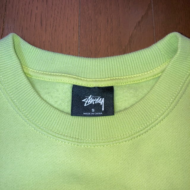 STUSSY(ステューシー)のSTUSSY スウェット✩.*˚バックプリント✩.*˚ レディースのトップス(トレーナー/スウェット)の商品写真