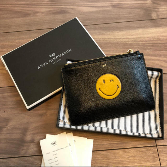 ◆新品・希少◆【アニヤハインドマーチ】ANYA HINDMARCH  ポーチ