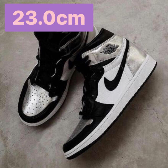 WMNS AIR JORDAN 1 HIGH OG "SILVER TOE"