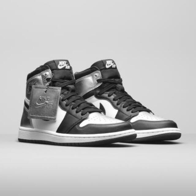 WMNS AIR JORDAN 1 HIGH OG "SILVER TOE" 2