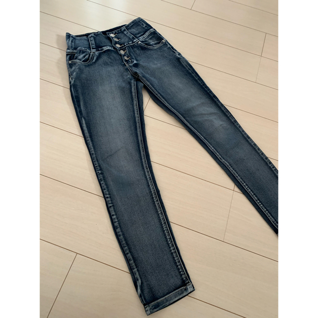 MOERY(モエリー)のmocoa's denim ハイウエスト  デニムパンツ レディースのパンツ(デニム/ジーンズ)の商品写真