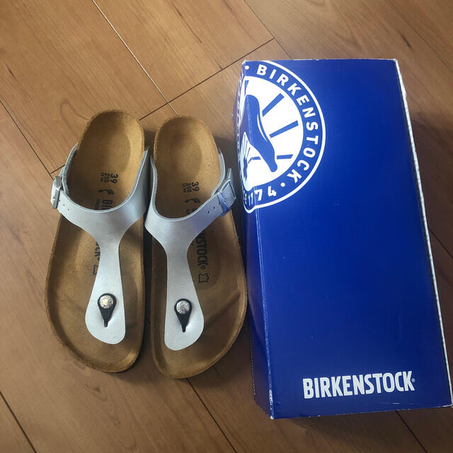 BIRKENSTOCK(ビルケンシュトック)の未使用　ビルケンシュトック　トングサンダル　ビルケン レディースの靴/シューズ(サンダル)の商品写真