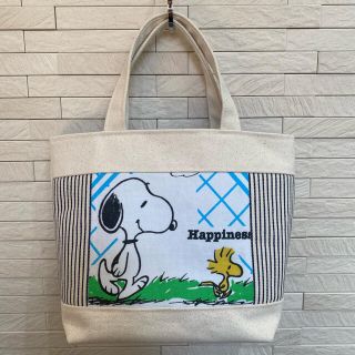 スヌーピー(SNOOPY)の☆ スヌーピー トートバッグ ☆ ビンテージ シーツ リメイク お散歩柄(バッグ)