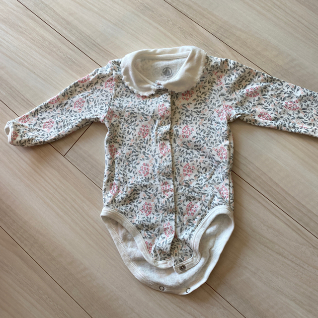 PETIT BATEAU(プチバトー)の専用①④⑦ロンパース キッズ/ベビー/マタニティのベビー服(~85cm)(ロンパース)の商品写真