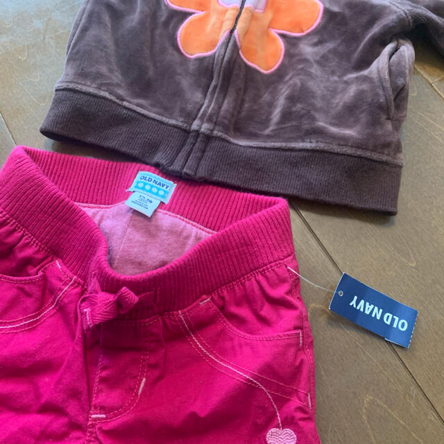 babyGAP ベロアパーカー /OLDNAVY パンツ ピンク 80㎝ 新品 キッズ/ベビー/マタニティのベビー服(~85cm)(パンツ)の商品写真