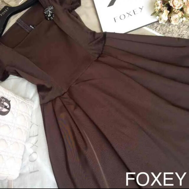 FOXEY フォクシー ワンピース 半袖ベロア