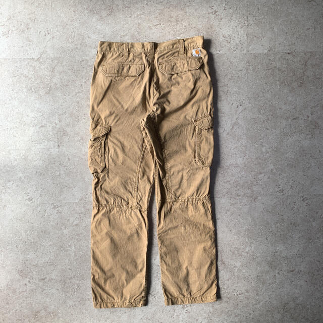 carhartt(カーハート)のCarhartt cargo pants ブラウン 34×32 カーハート メンズのパンツ(ワークパンツ/カーゴパンツ)の商品写真