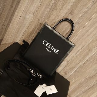 セリーヌ(celine)のCELINE バーティカルカバ ブラック 送料込(トートバッグ)