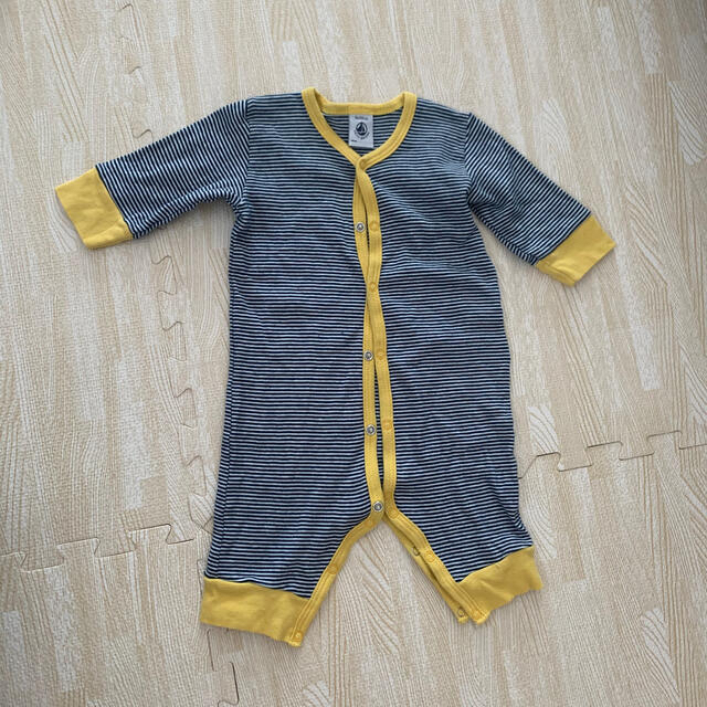 PETIT BATEAU(プチバトー)のプチバトー男の子 キッズ/ベビー/マタニティのベビー服(~85cm)(カバーオール)の商品写真