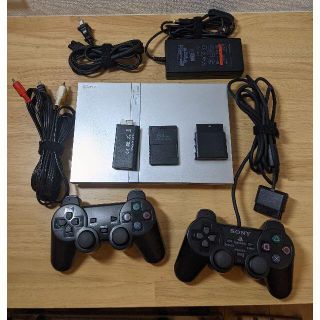 ソニー(SONY)のPS2 本体 薄型（シルバー）備品・PS2ソフトセット(家庭用ゲーム機本体)